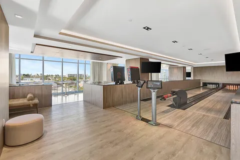 $1,699,000 | 220 Lake Shore Drive, Unit 2105, Lake Park, FL 33403