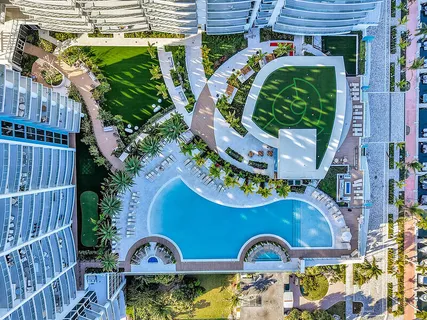 $1,699,000 | 220 Lake Shore Drive, Unit 2105, Lake Park, FL 33403