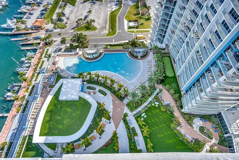 $1,699,000 | 220 Lake Shore Drive, Unit 2105, Lake Park, FL 33403