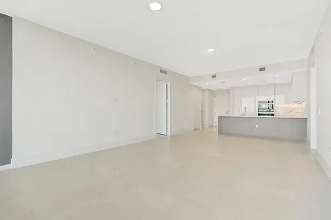 $1,699,000 | 220 Lake Shore Drive, Unit 2105, Lake Park, FL 33403