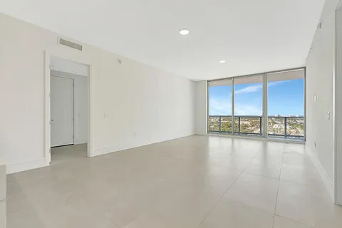 $1,699,000 | 220 Lake Shore Drive, Unit 2105, Lake Park, FL 33403