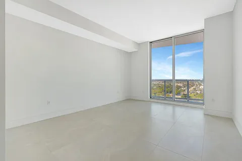 $1,699,000 | 220 Lake Shore Drive, Unit 2105, Lake Park, FL 33403