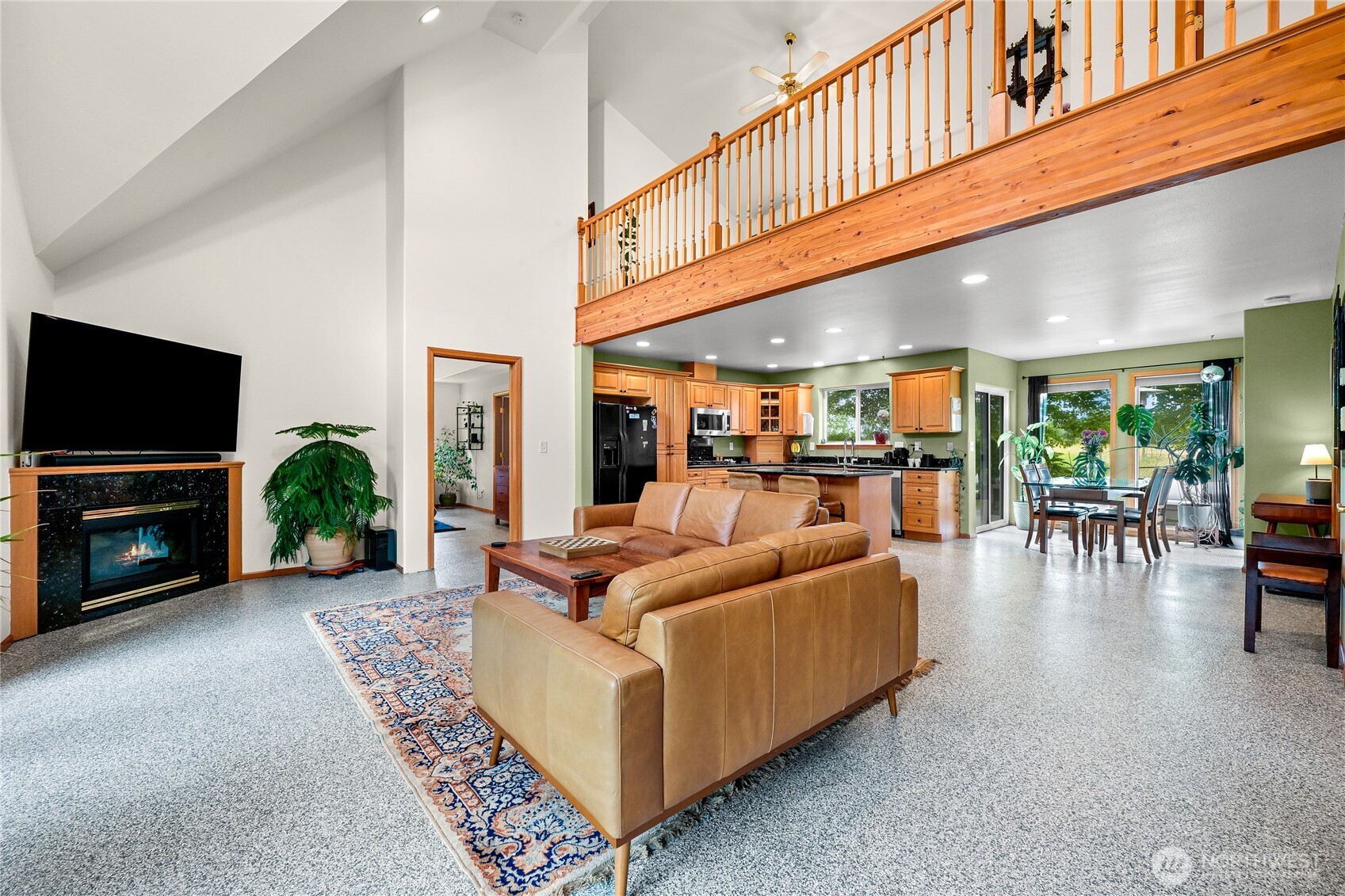 727 Lange Road Bellingham, WA 98226 - Photo 8 of 39