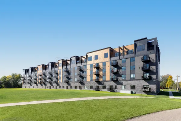$1,199,000 | 505 Oak Street North, Unit 502, Fargo, ND 58102