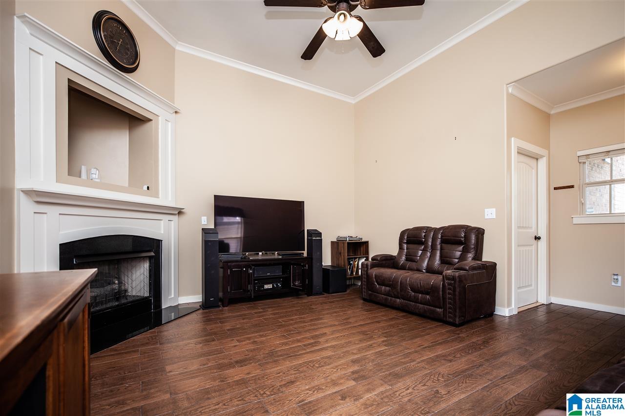 124 Sharpe Street Sterrett, AL 35147 - Photo 6 of 30