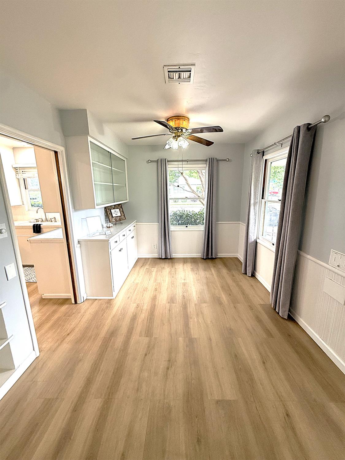 809 South Sowell Street Visalia, CA 93277 - Photo 12 of 58