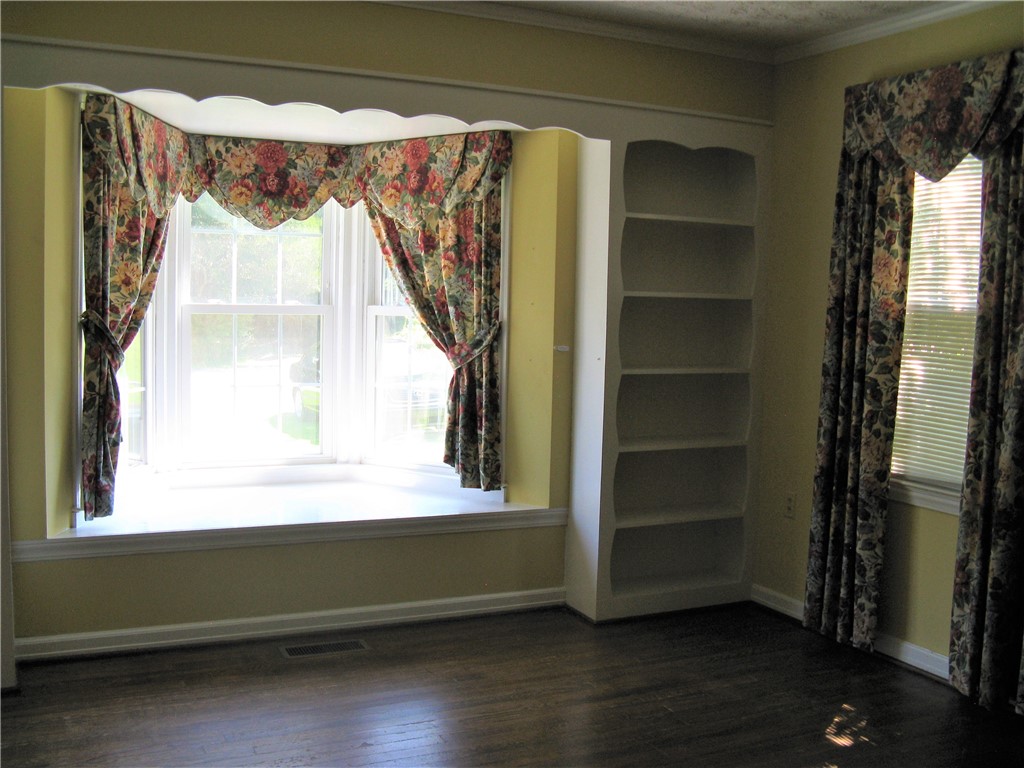 209 Park Drive Iva, SC 29655 - Photo 3 of 20