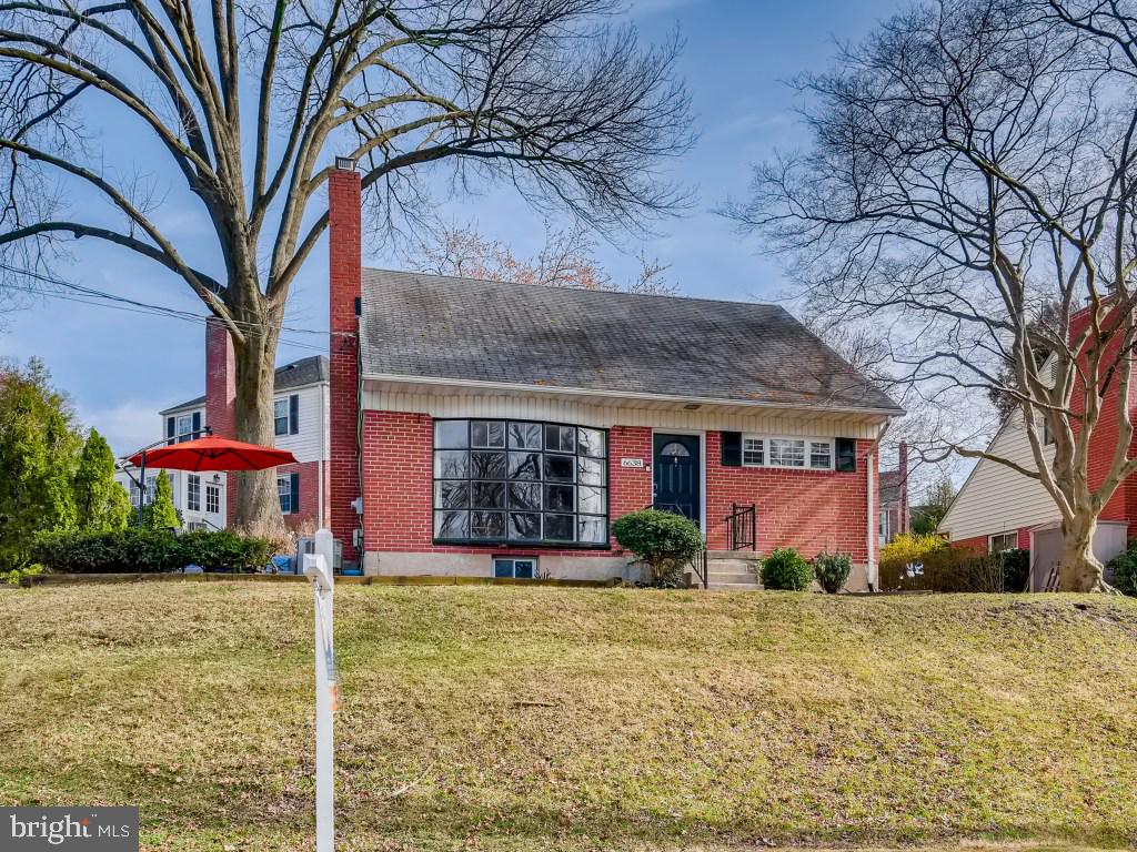 6638 Loch Hill Road Baltimore, MD 21239 - Photo 2 of 27