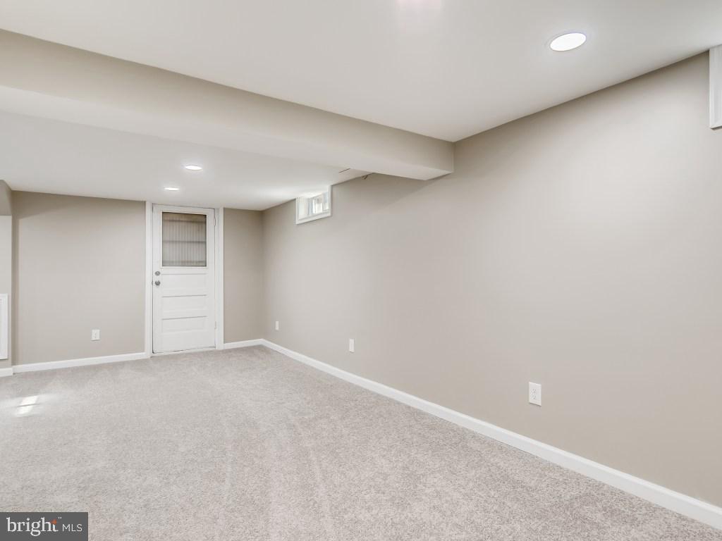 6638 Loch Hill Road Baltimore, MD 21239 - Photo 24 of 27
