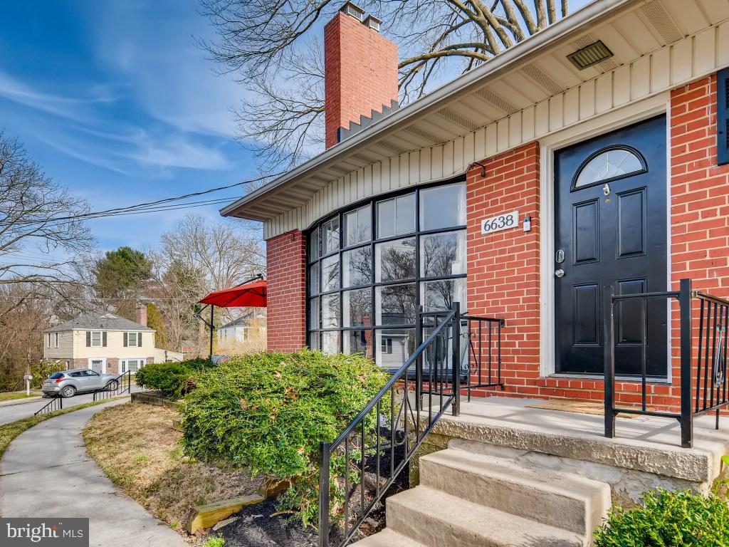 6638 Loch Hill Road Baltimore, MD 21239 - Photo 4 of 27
