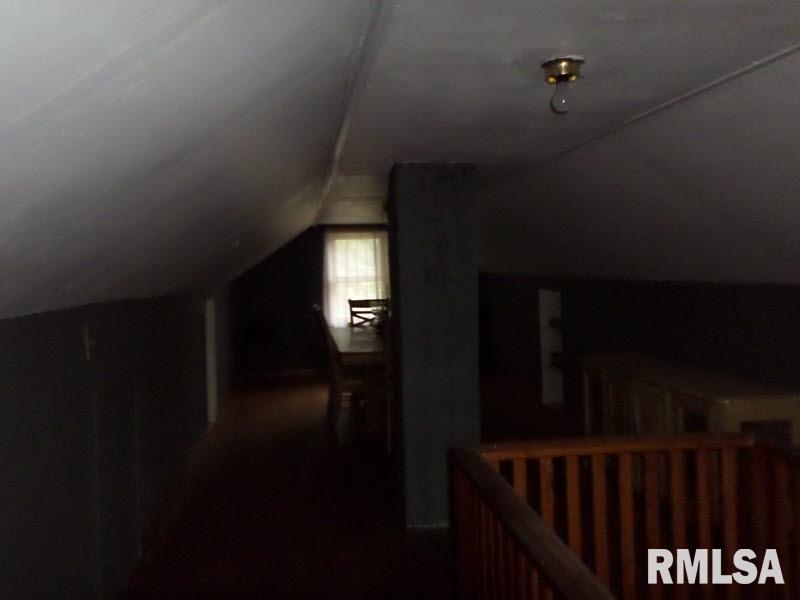 10413 East Bakerville Road Mount Vernon, IL 62864 - Photo 15 of 27 Gallery Image 15