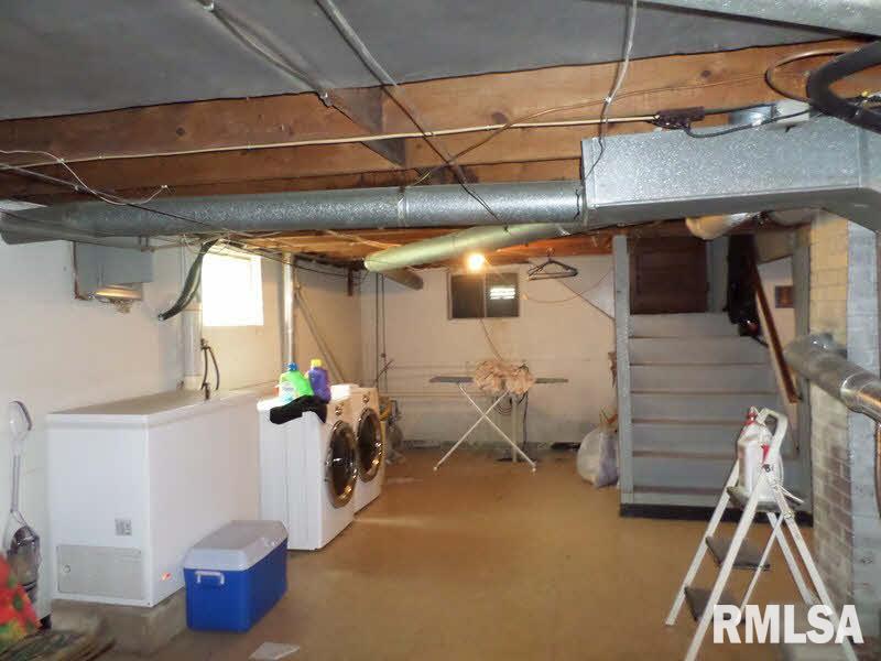 10413 East Bakerville Road Mount Vernon, IL 62864 - Photo 19 of 27 Gallery Image 19