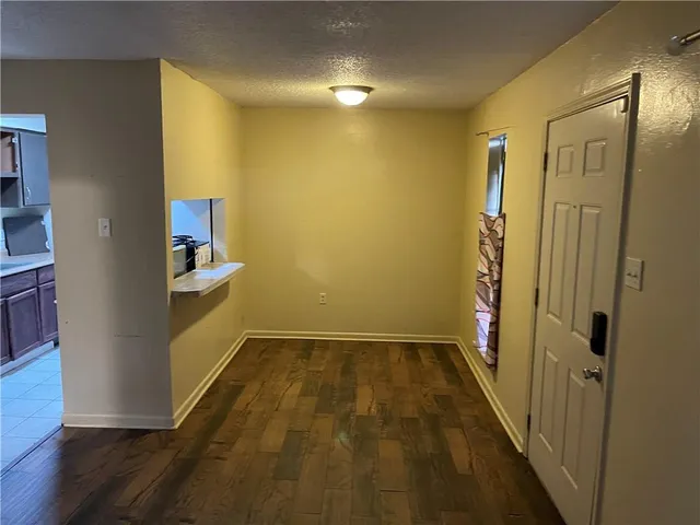 $800 | 4554 Y A Tittle Avenue, Unit 1, Baton Rouge, LA 70820