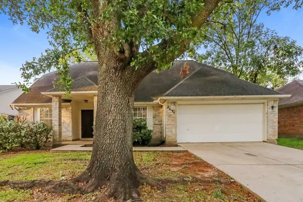 $2,305 | 4635 Linden Place, Pearland, TX 77584