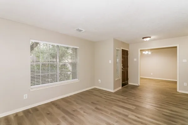 $2,475 | 4635 Linden Place, Pearland, TX 77584