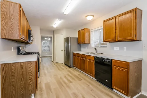 $2,475 | 4635 Linden Place, Pearland, TX 77584