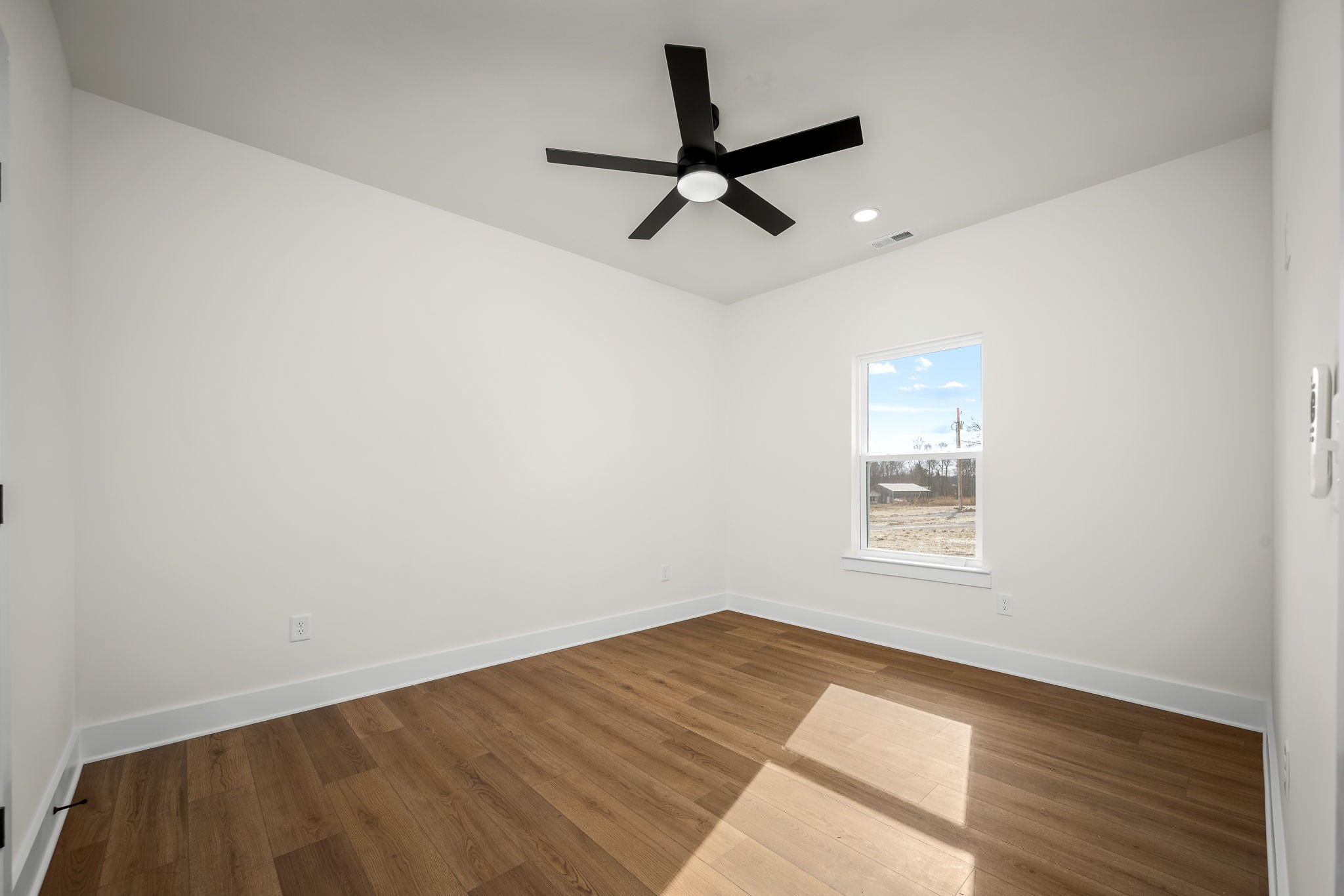 4185 Asbury Road Manchester, TN 37355 - Photo 20 of 25