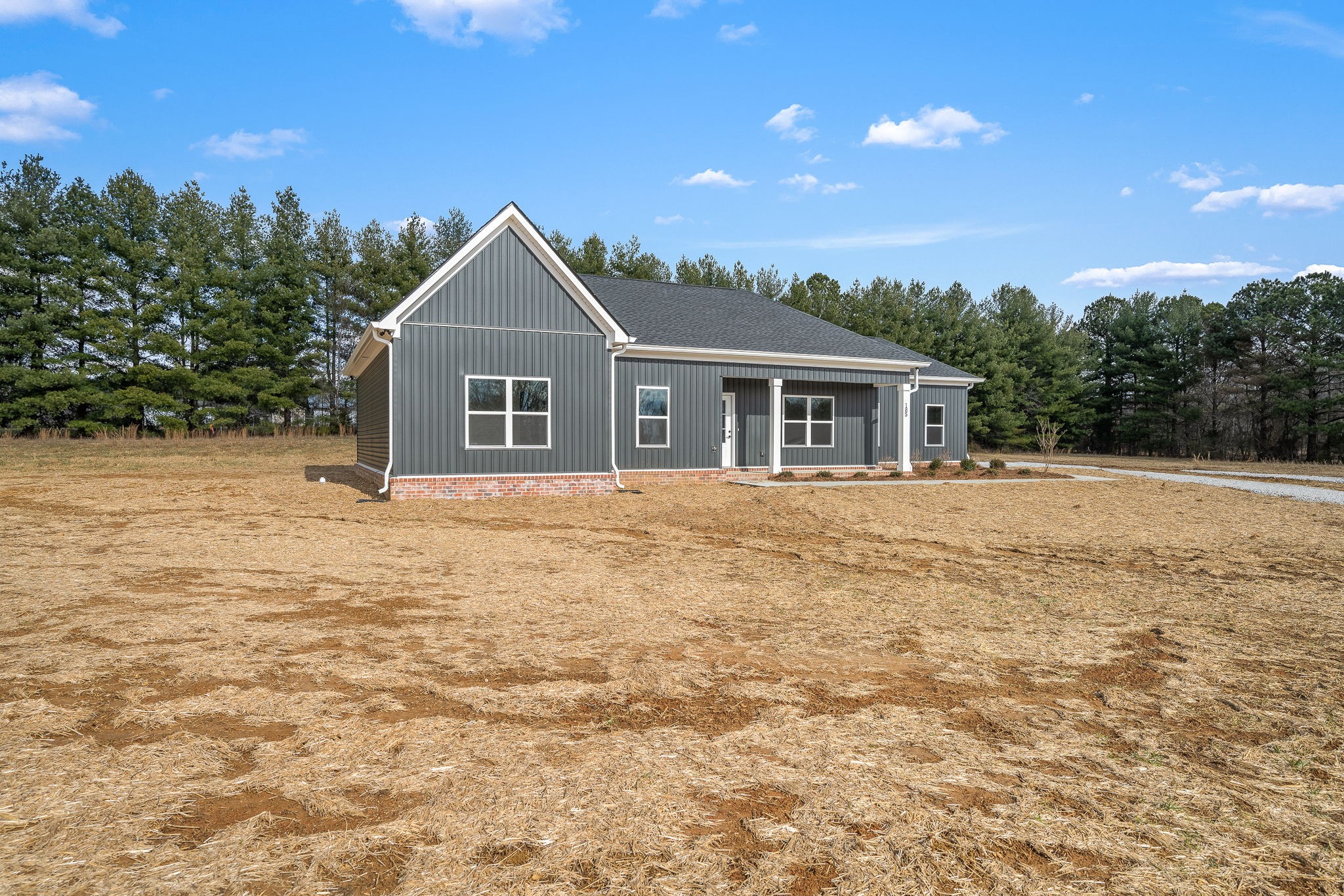 4185 Asbury Road Manchester, TN 37355 - Photo 2 of 25