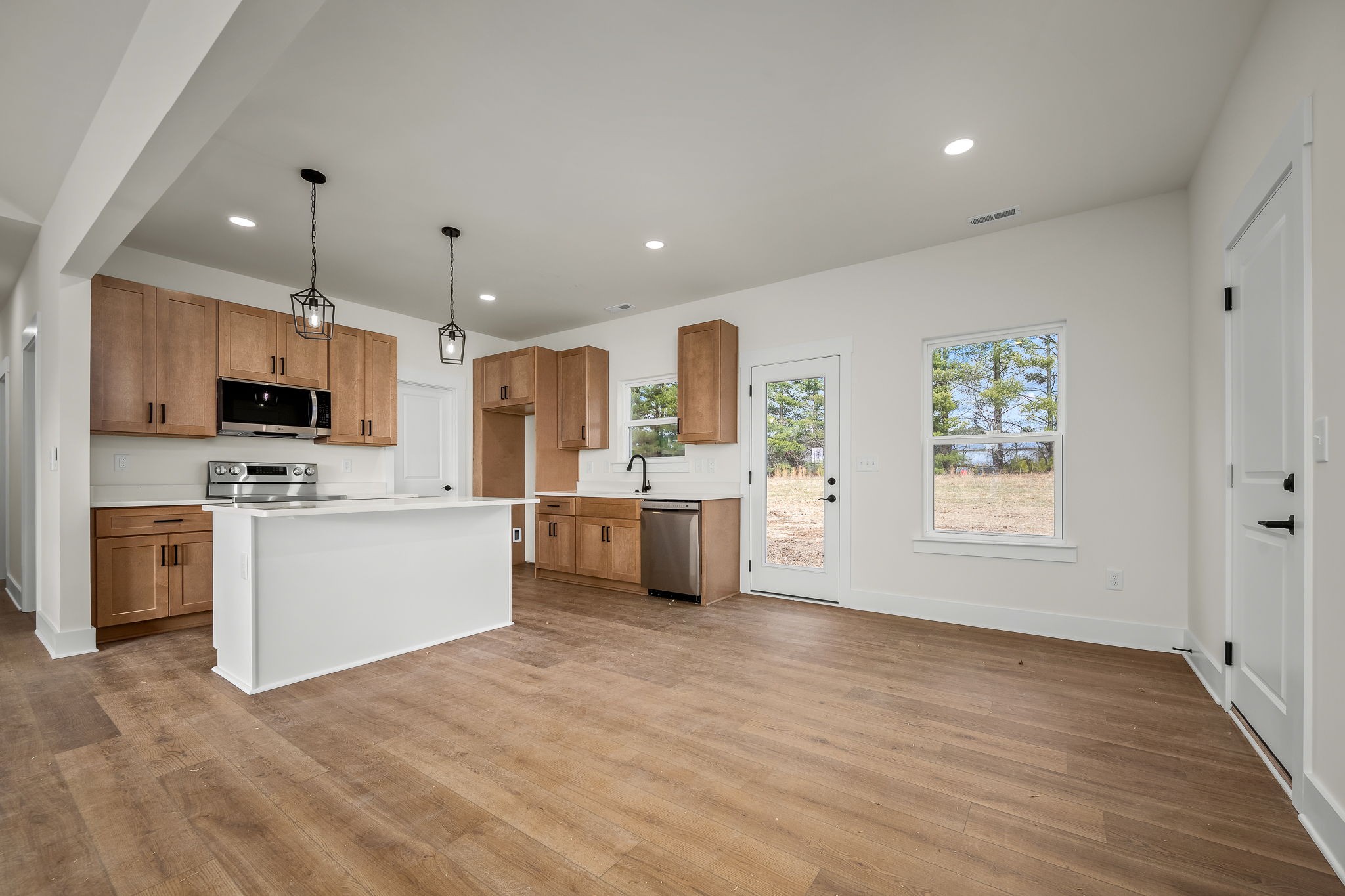 4185 Asbury Road Manchester, TN 37355 - Photo 8 of 25