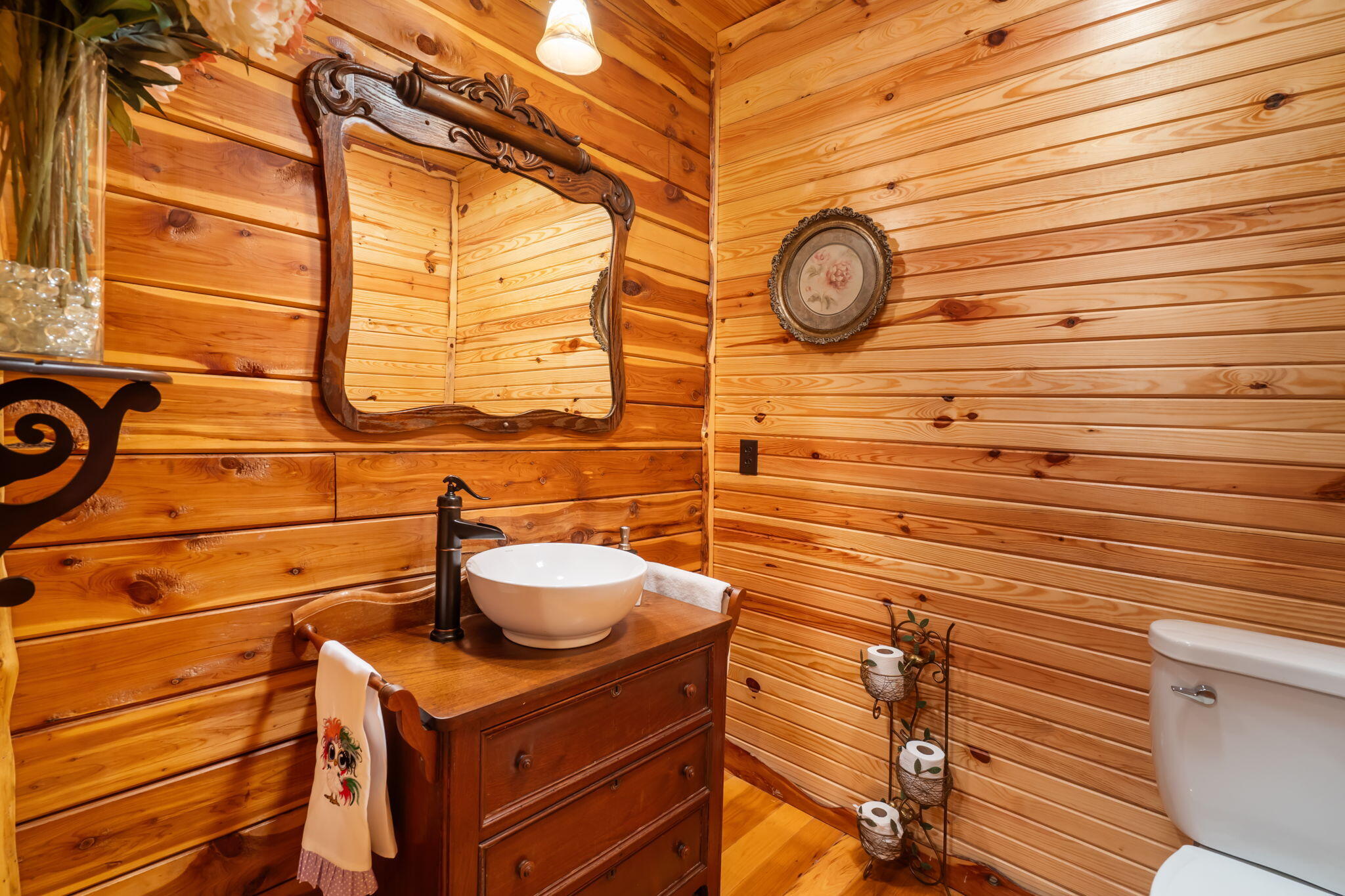 10 Baywood Circle Reeds Spring, MO 65737 - Photo 22 of 47 Half Bath Main Level Log Home