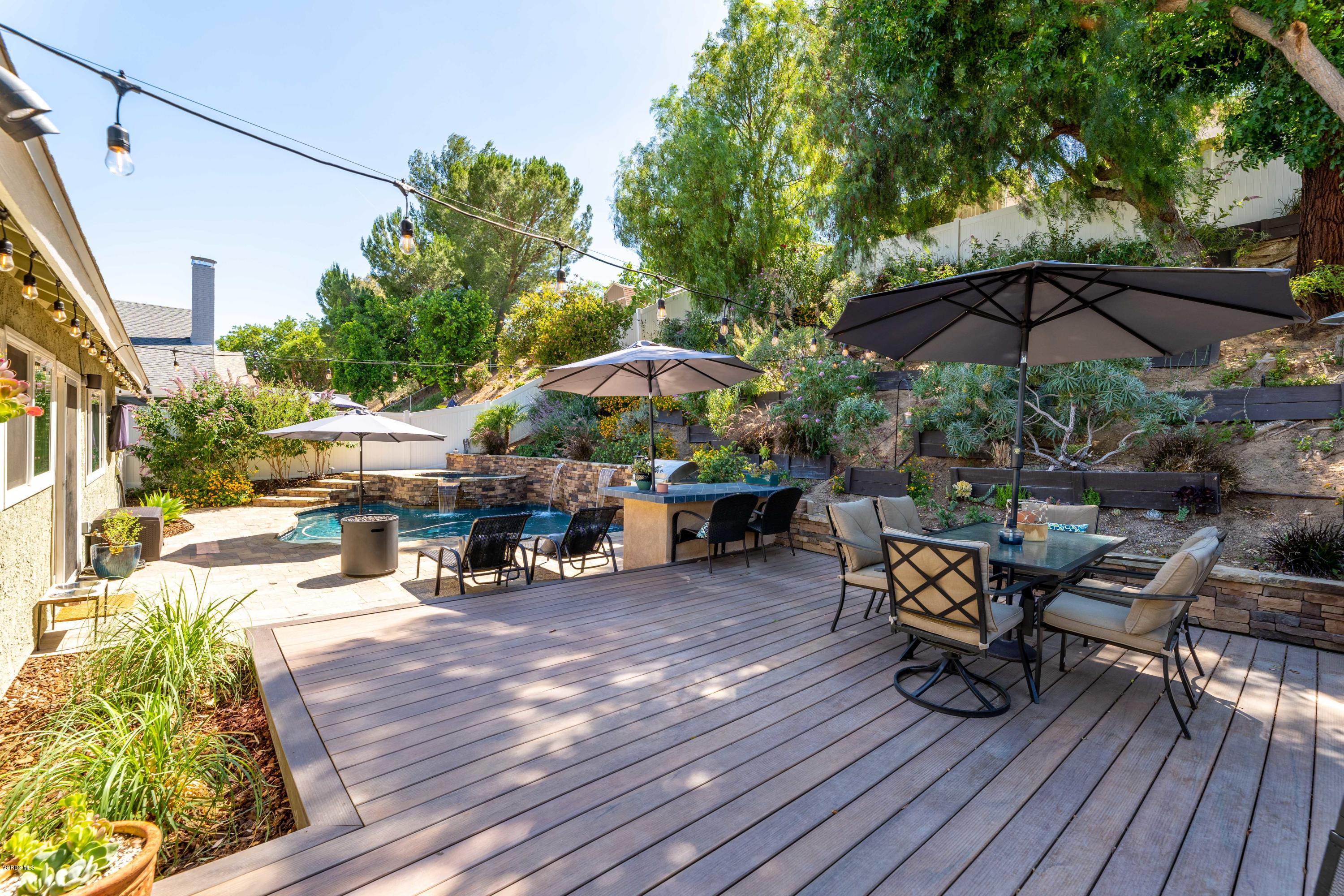 27623 Maple Ridge Circle Valencia, CA 91354 - Photo 16 of 21 27623 Maple Ridge MLS (23 of 30)