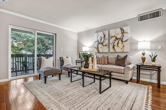 $574,990 | 3845 Vineyard Avenue, Unit F, Pleasanton, CA 94566