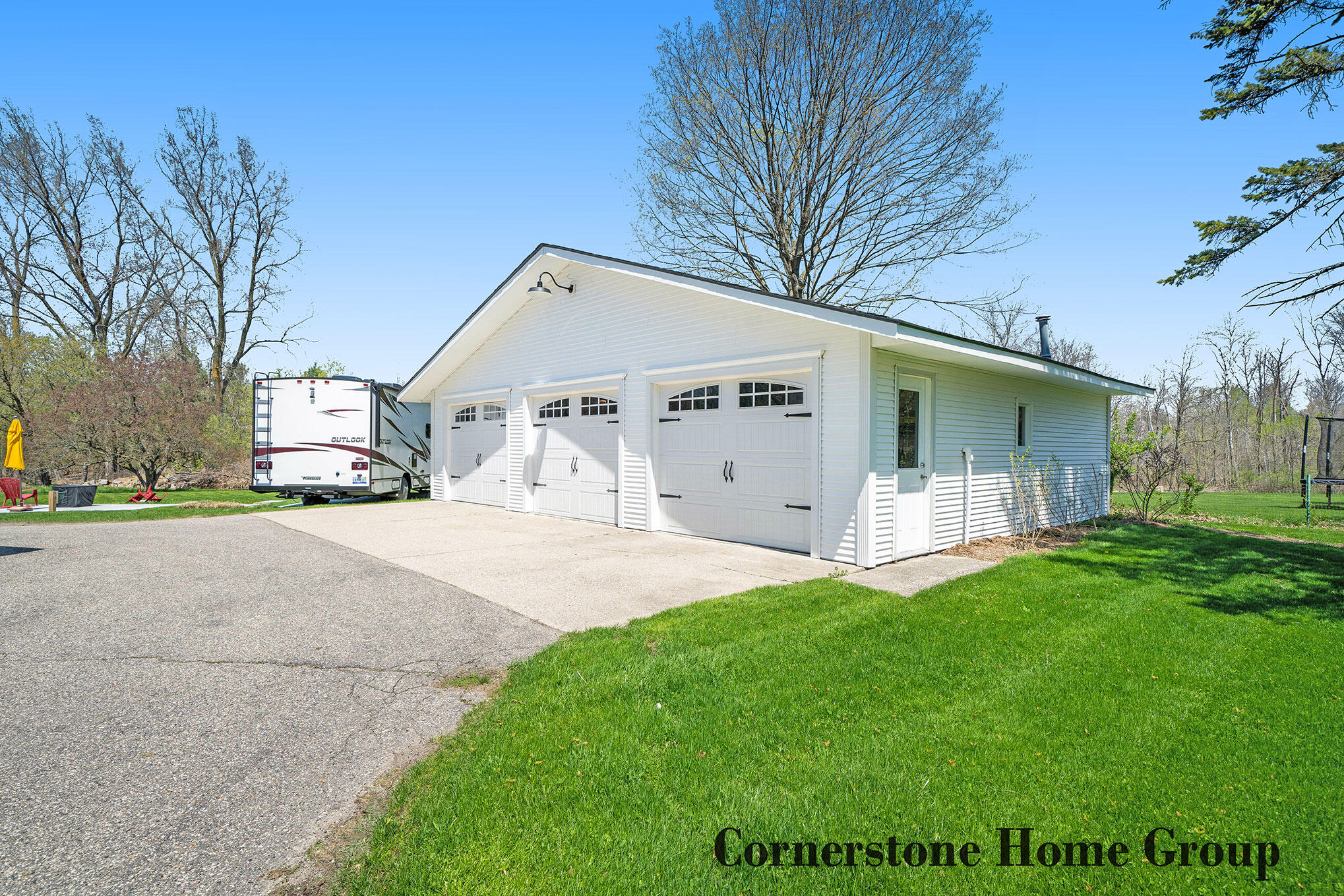 5635 Cascade Road Southeast Grand Rapids, MI 49546 - Photo 35 of 40 220509_NDP5635Cascade-08209