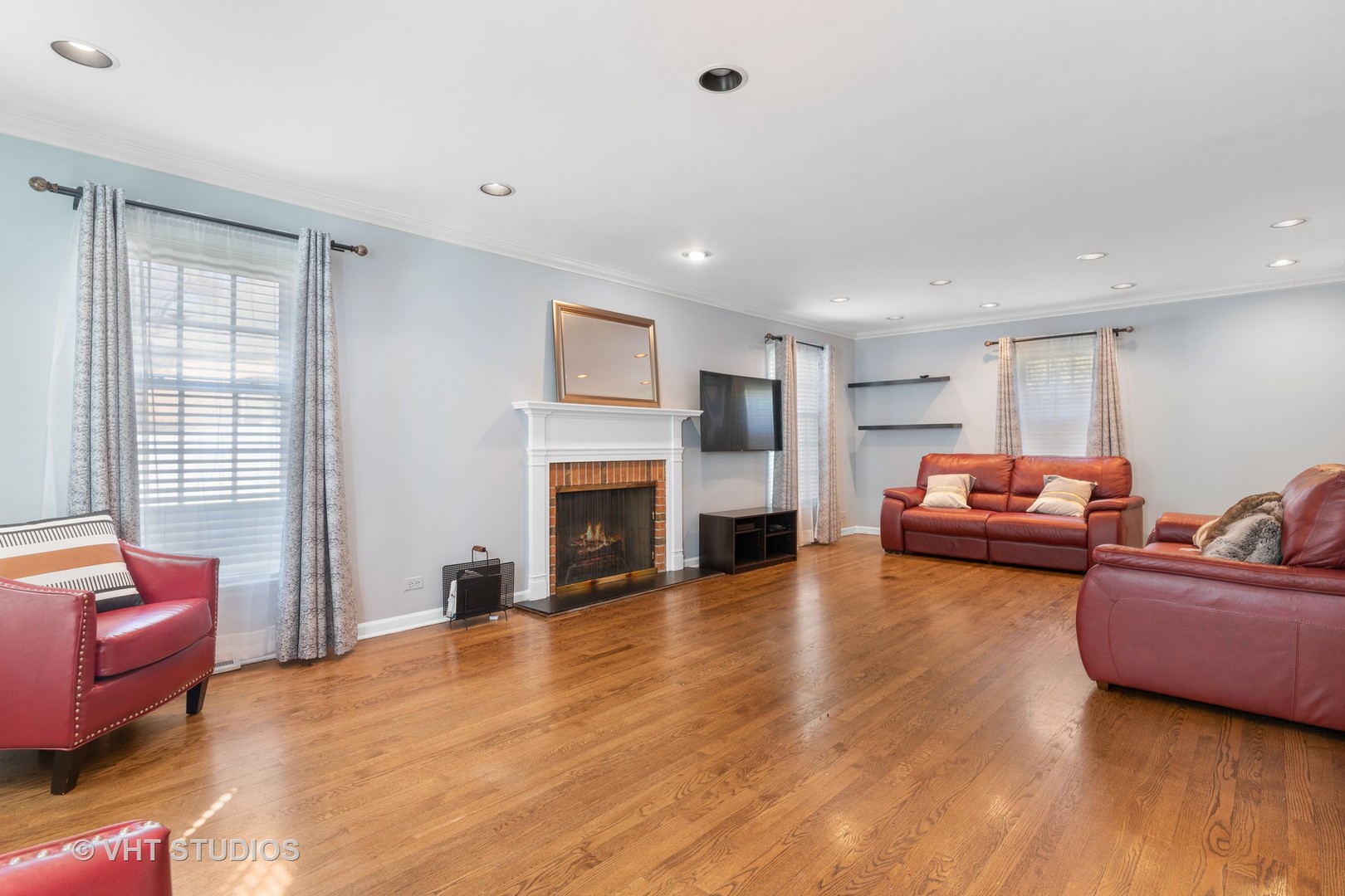 3850 Normandy Lane Northbrook, IL 60062 - Photo 3 of 21