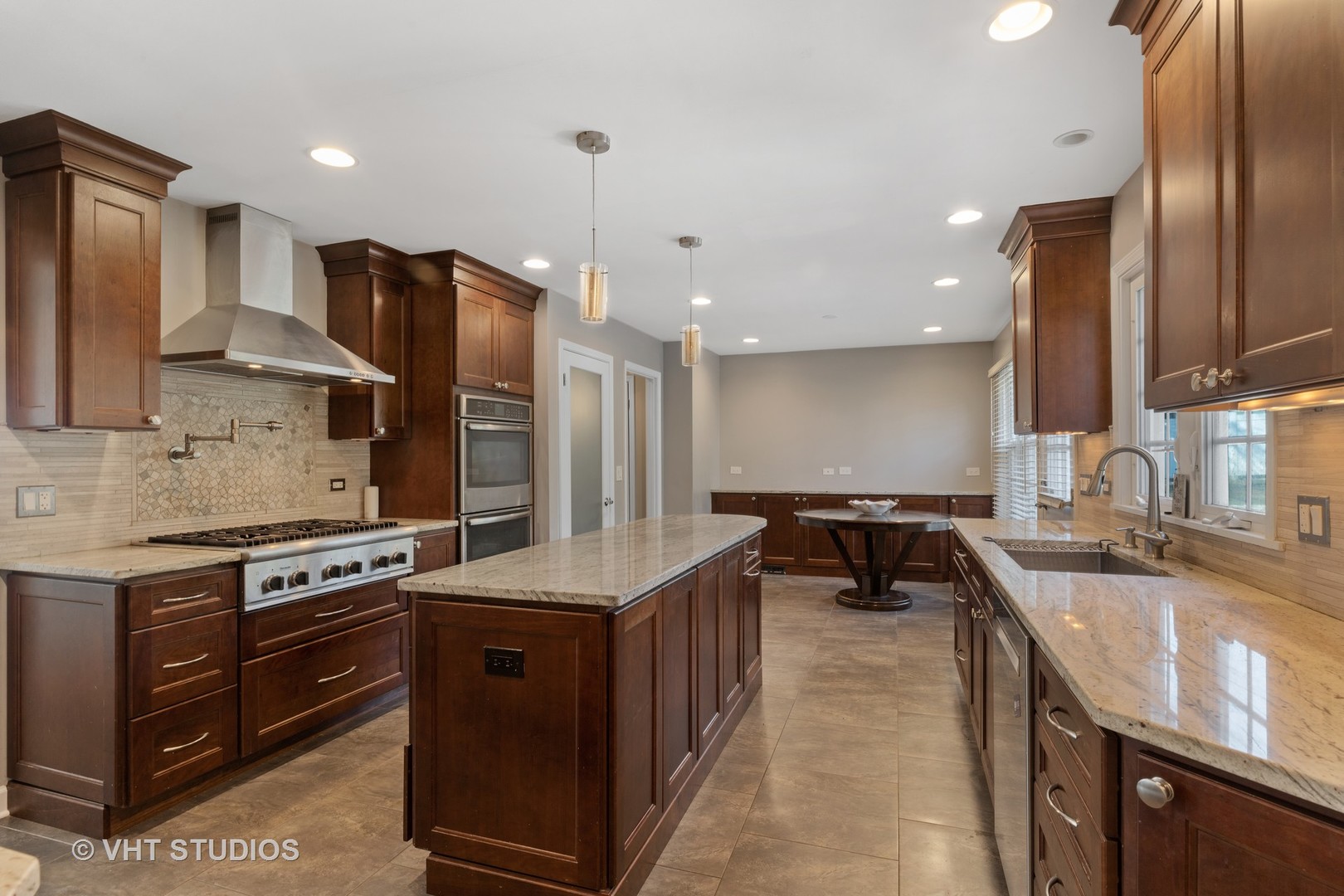 3850 Normandy Lane Northbrook, IL 60062 - Photo 5 of 21