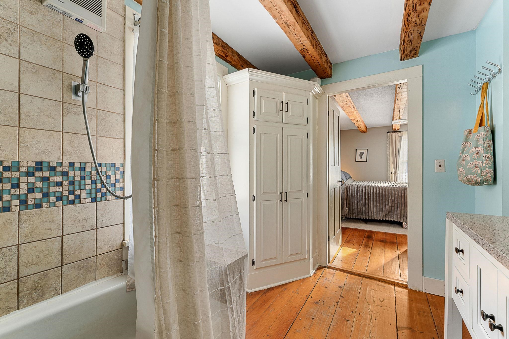 9741 Highway 15 Cambridge, VT 05464 - Photo 22 of 46