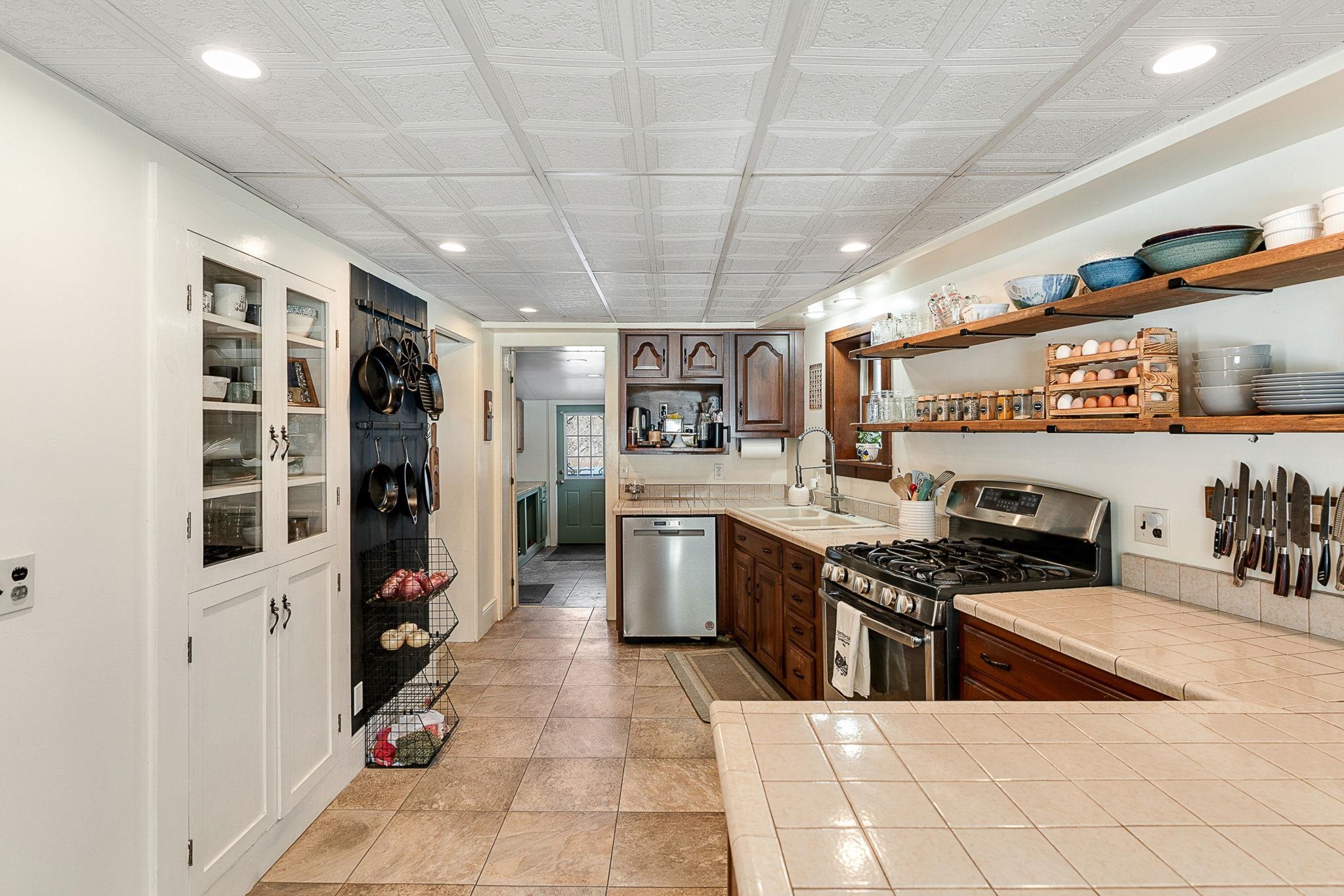 9741 Highway 15 Cambridge, VT 05464 - Photo 6 of 46