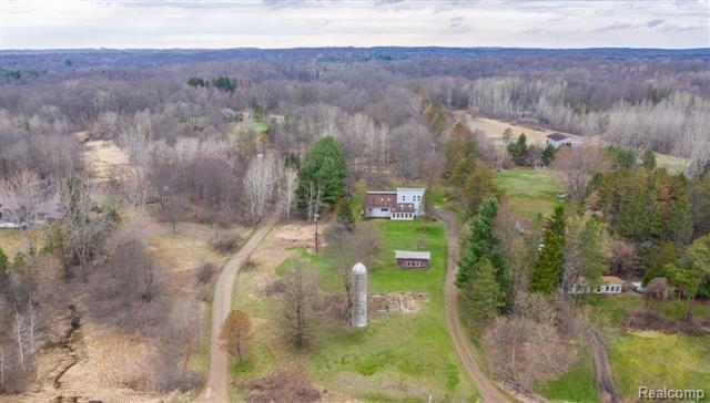 11230 Clark Road Davisburg, MI 48350 - Photo 43 of 46 11230 Clark Road-46.jpg