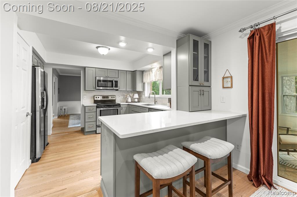 31472 Sunset Drive Beverly Hills, MI 48025 - Photo 10 of 50