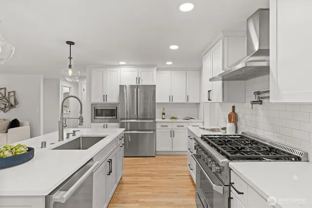 $1,700,000 | 16302 123rd Place Northeast, Bothell, WA 98011