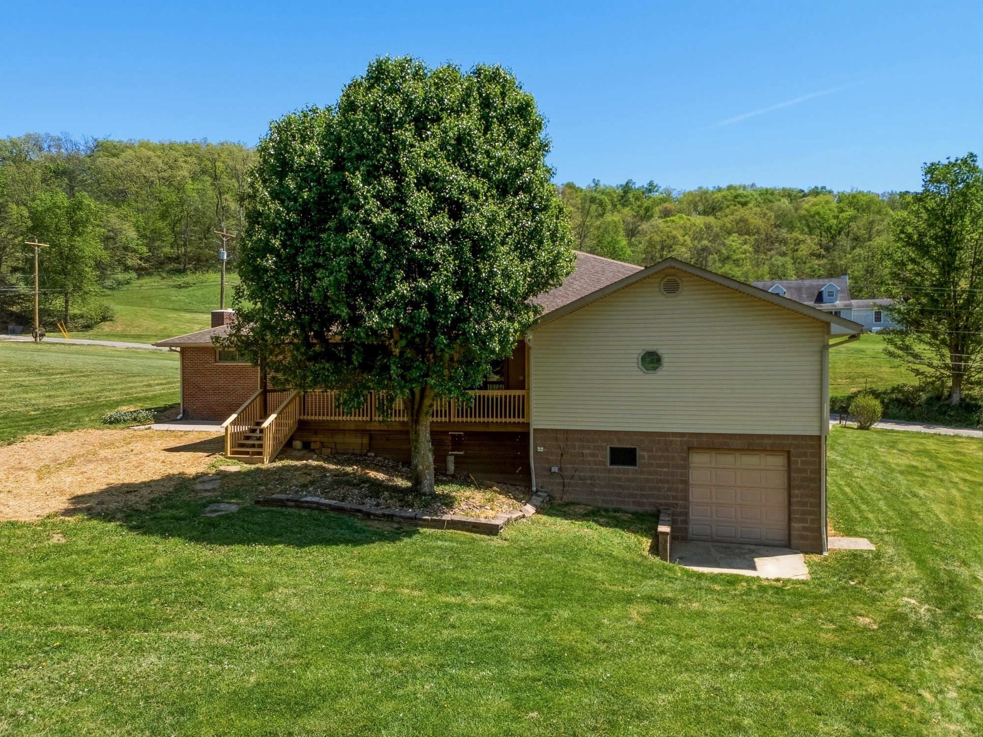 223 Fudges Creek Road Ona, WV 25545 - Photo 28 of 32 Gallery Image 28