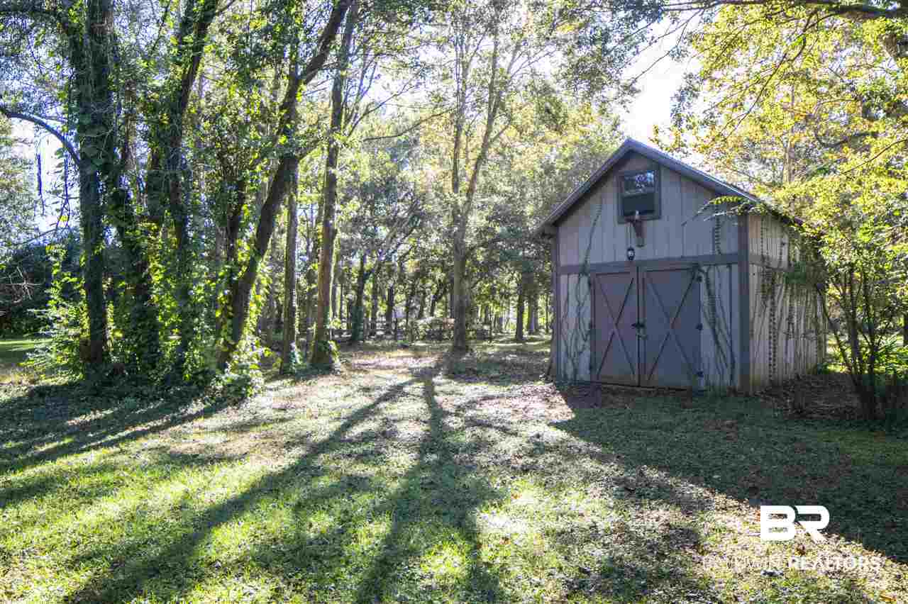 10380 Rebel Road Daphne, AL 36526 - Photo 6 of 36