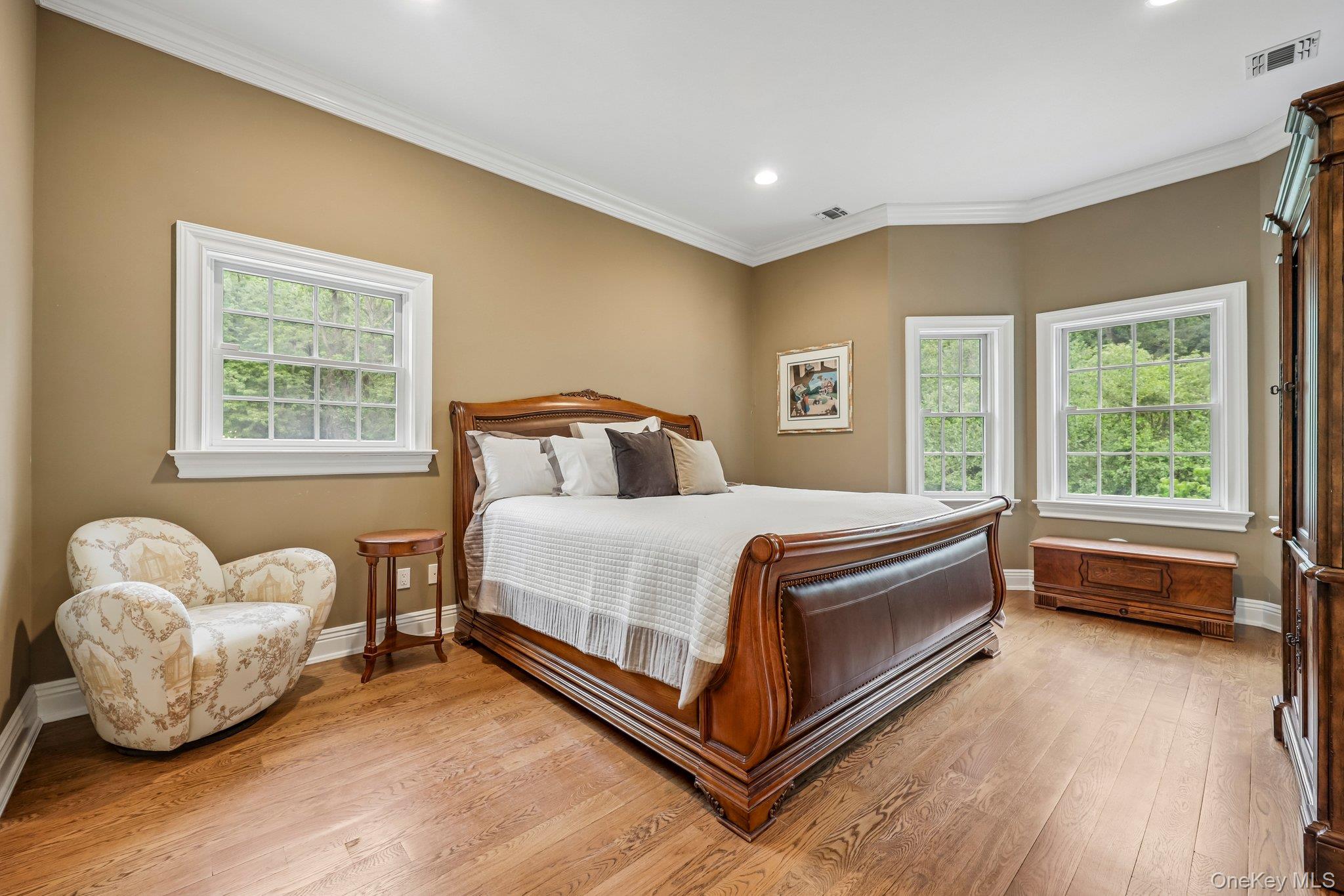 5 Mill Road Lloyd Harbor, NY 11743 - Photo 38 of 49 a bedroom with a bed and a couch