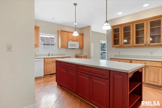 $256,000 | 6716 Tower Heights Road, Virden, IL 62690