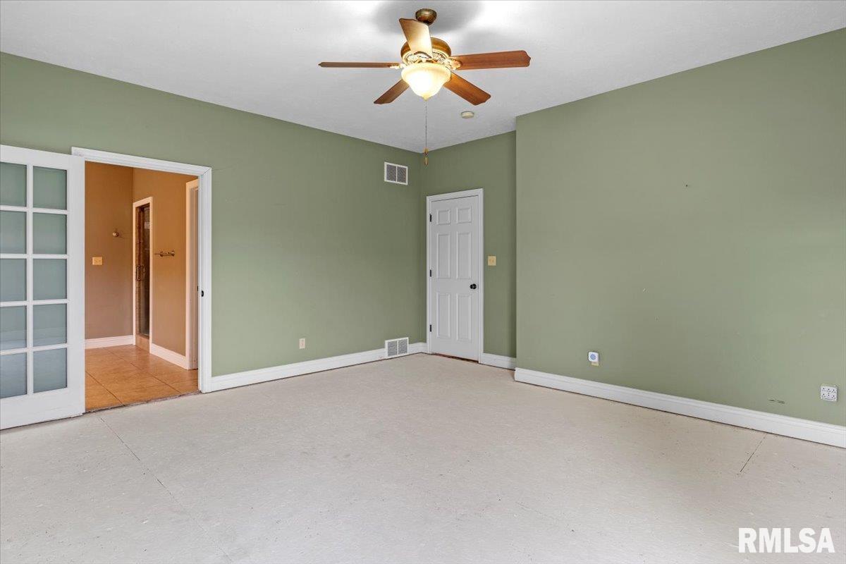 6716 Tower Heights Road Virden, IL 62690 - Photo 20 of 38