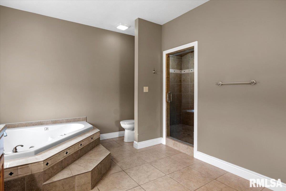 6716 Tower Heights Road Virden, IL 62690 - Photo 25 of 38