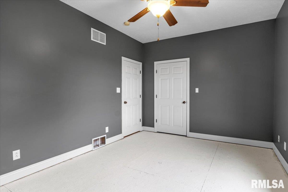 6716 Tower Heights Road Virden, IL 62690 - Photo 28 of 38