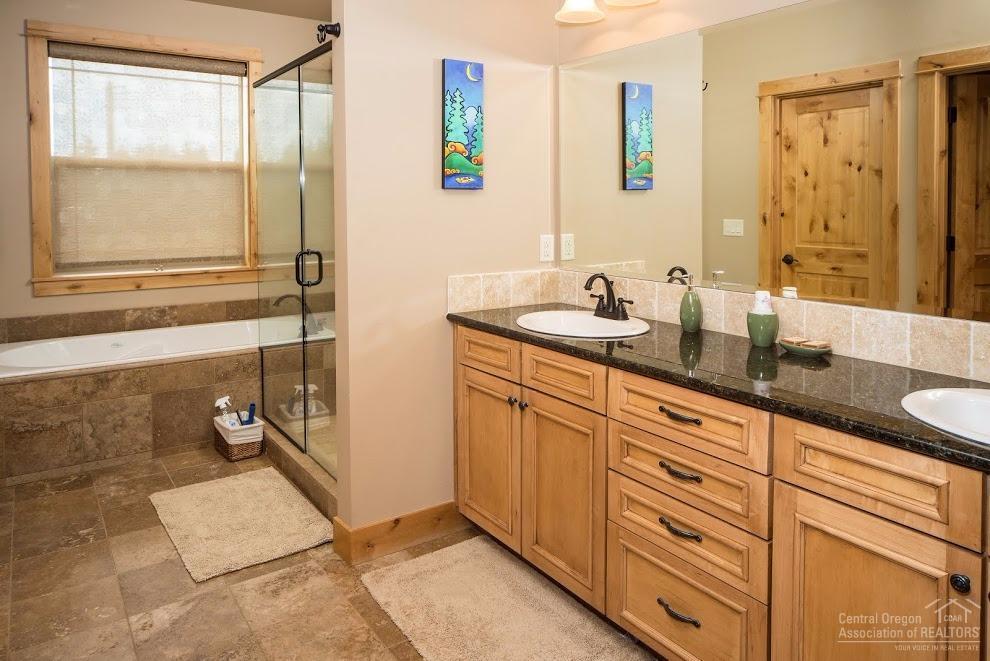 985 Southwest Vantage Point Way Bend, OR 97702 - Photo 10 of 21 Additional Photo