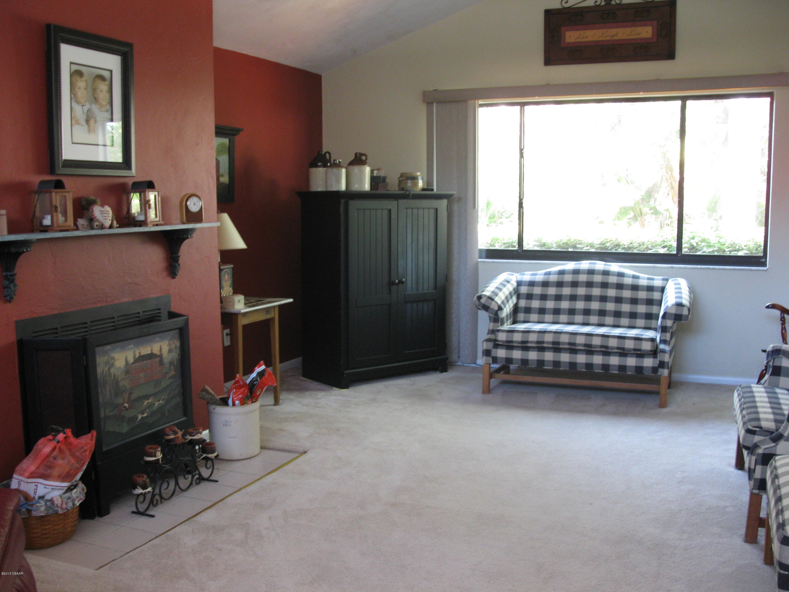 74 Inlet Harbor Road Ponce Inlet, FL 32127 - Photo 6 of 14 IMG_2439.JPG