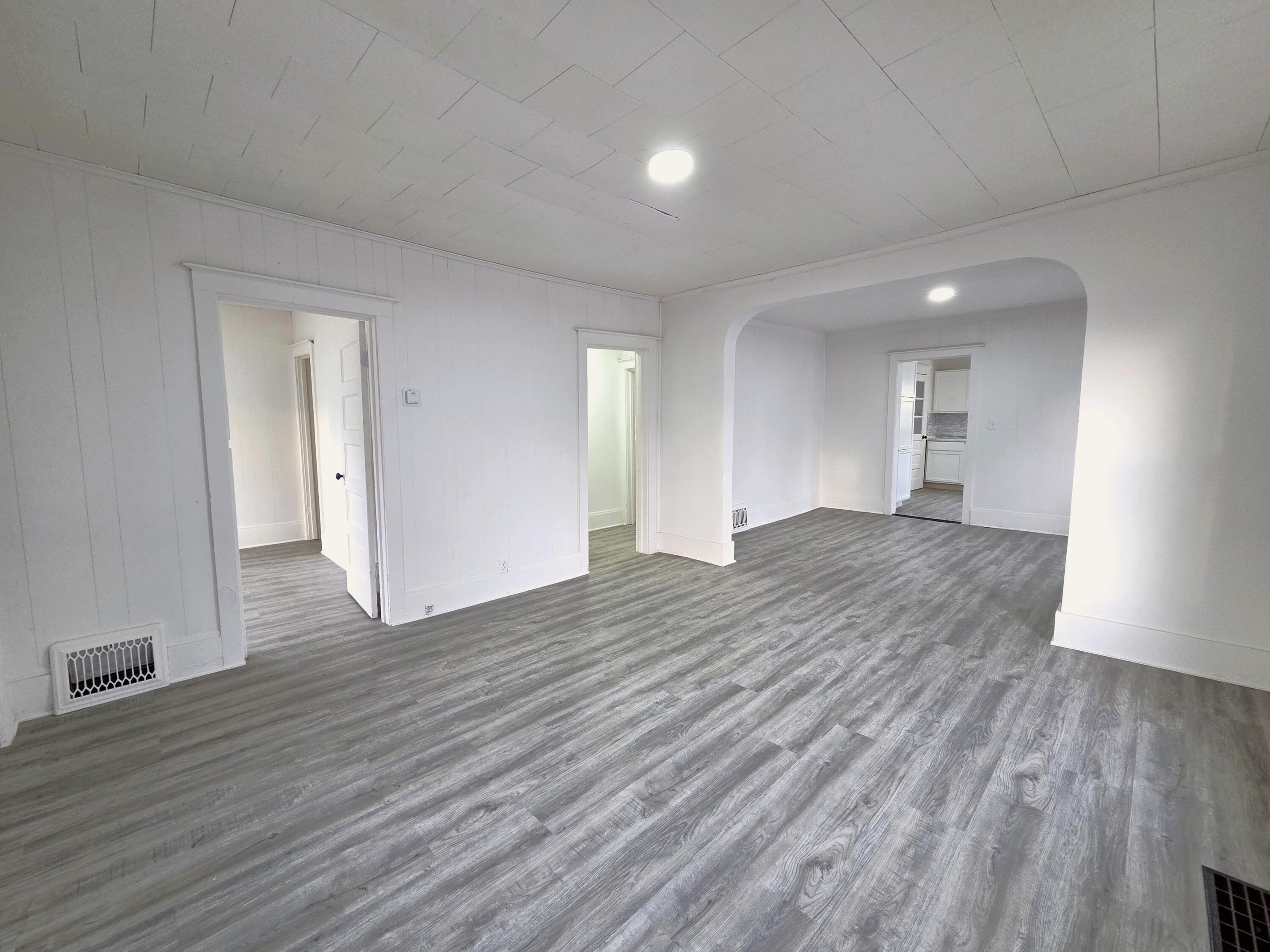 2128 5th Street Muskegon, MI 49444 - Photo 3 of 12 20260304_174740