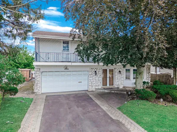 $1,200,000 | 3249 Wolfson Drive, Baldwin, NY 11510