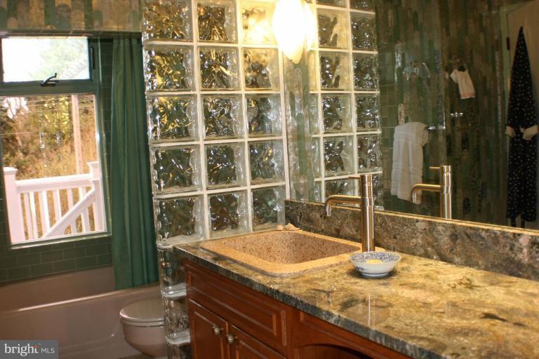 7900 Clearfield Road Frederick, MD 21702 - Photo 11 of 30 Redesigned bath with Brazilian granite counters