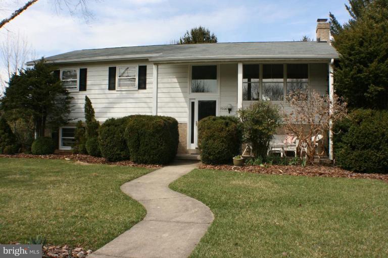 7900 Clearfield Road Frederick, MD 21702 - Photo 13 of 30 Original home entry, with gorgeous porch!
