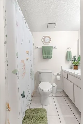 a living room filled with furniture