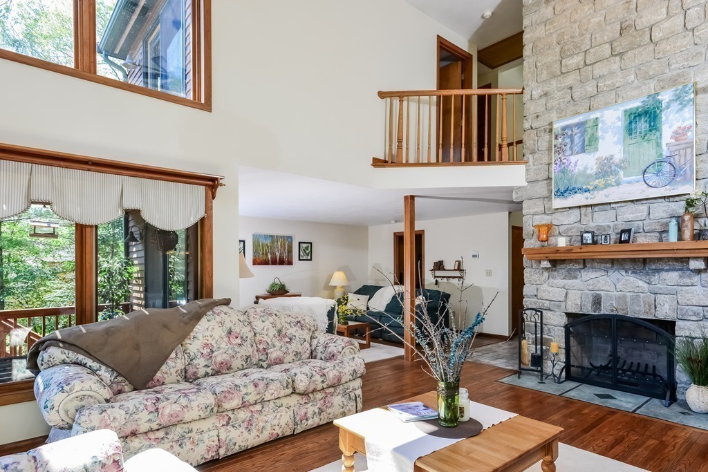 484 Carpenter Road Northbridge, MA 01588 - Photo 11 of 29