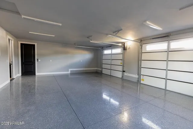 a view of a garage room